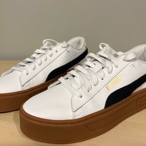 Puma Smash 3.0 Platform Lace Up Sneakers Black and White with Brown Soles, Sz 9